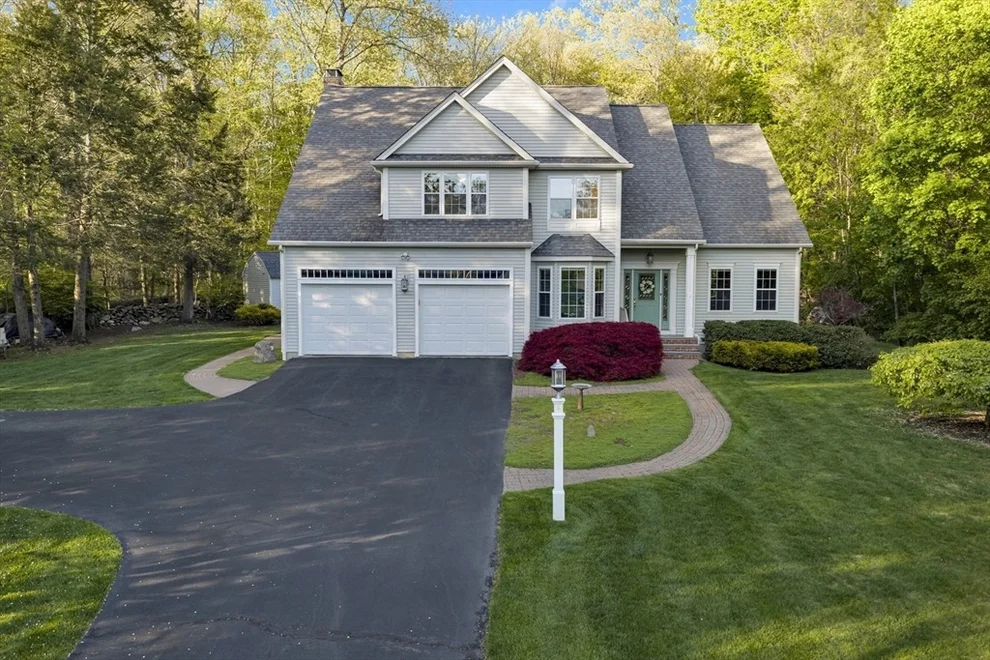 Unit for sale at 10 Turner Ln, Sturbridge, MA 01566
