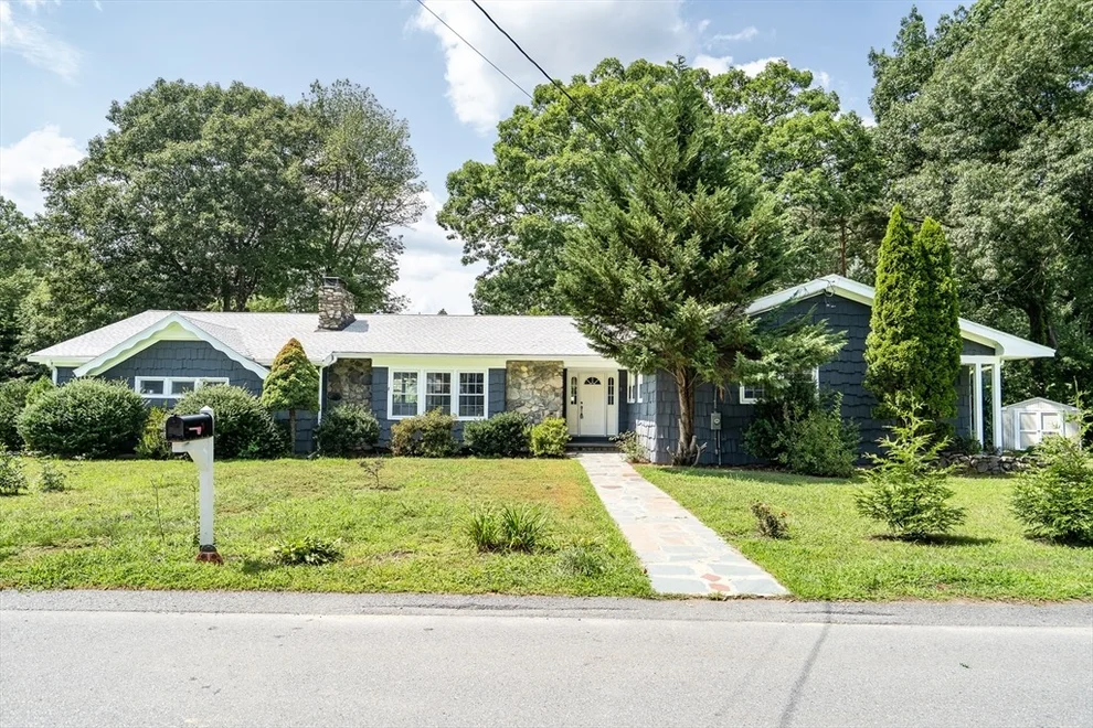 Unit for sale at 3 Cathy Rd, Burlington, MA 01803