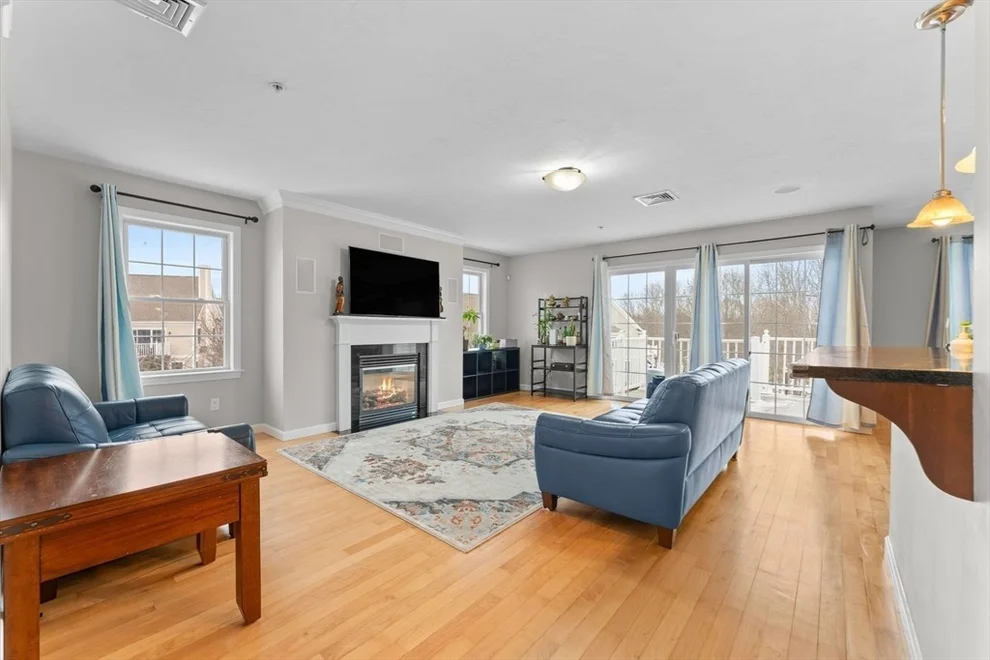 Unit for sale at 717 Hampton Way, Abington, MA 02351