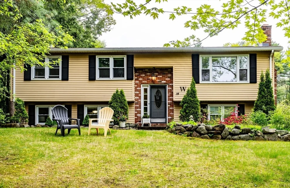 Unit for sale at 14 Mossman Road, Westminster, MA 01473