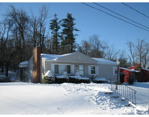 Unit for sale at 34 Vega Drive, Shrewsbury, MA 01545