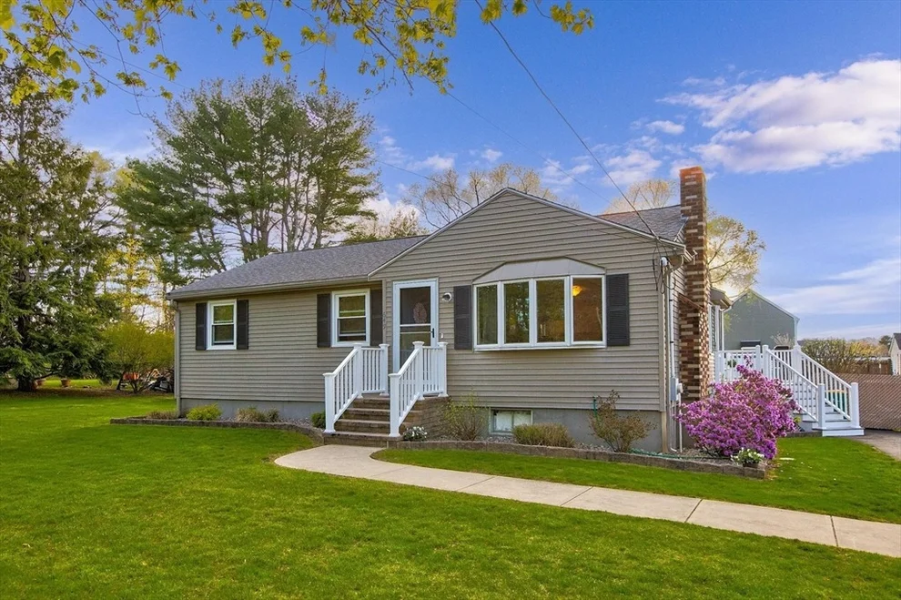 Unit for sale at 649 Elm St, Mansfield, MA 02048