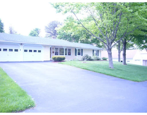 Unit for sale at 5 Bradford Rd, Danvers, MA 01923