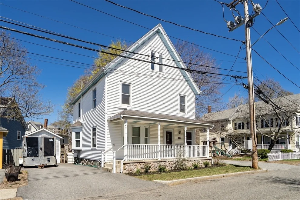 Unit for sale at 18 Union St, Reading, MA 01867