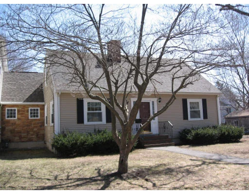 Unit for sale at 3 Hope Ave, Newburyport, MA 01950