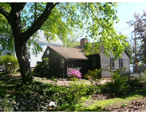 Unit for sale at 16 Mineral St, Ipswich, MA 01938