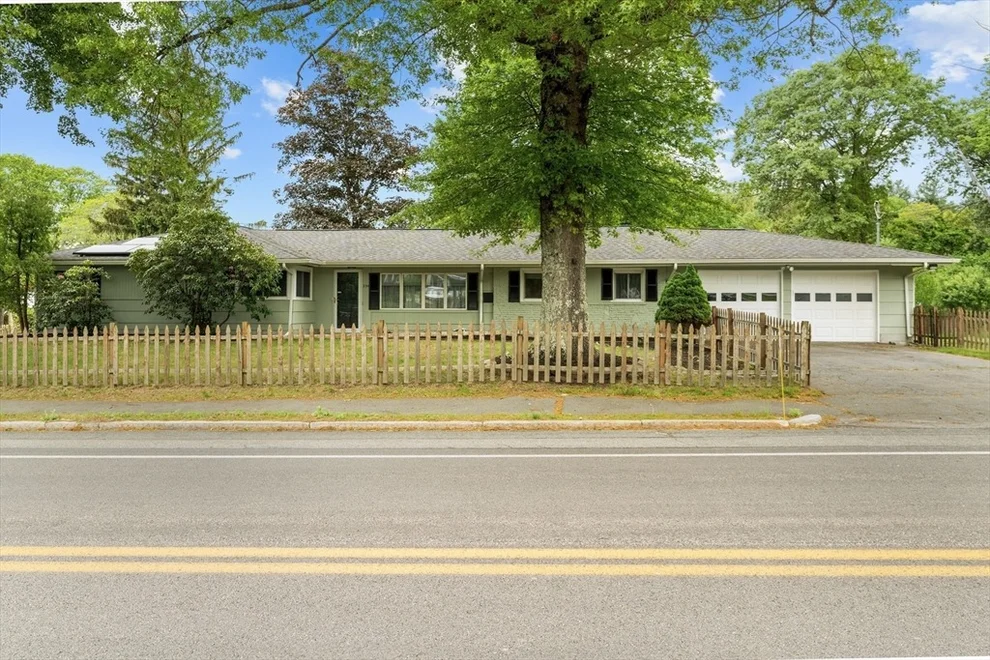 Unit for sale at 234 Elm St, Framingham, MA 01701