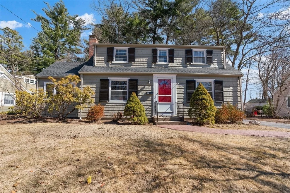 Unit for sale at 7 Eisenhower Ave, Natick, MA 01760