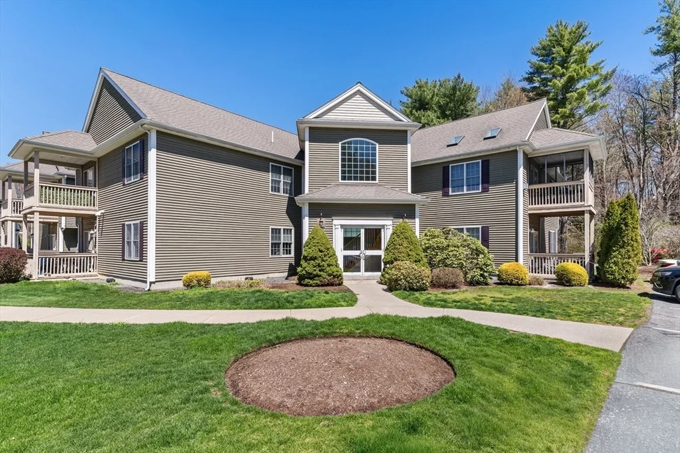 Unit for sale at 215 Longmeadow Rd, Taunton, MA 02780