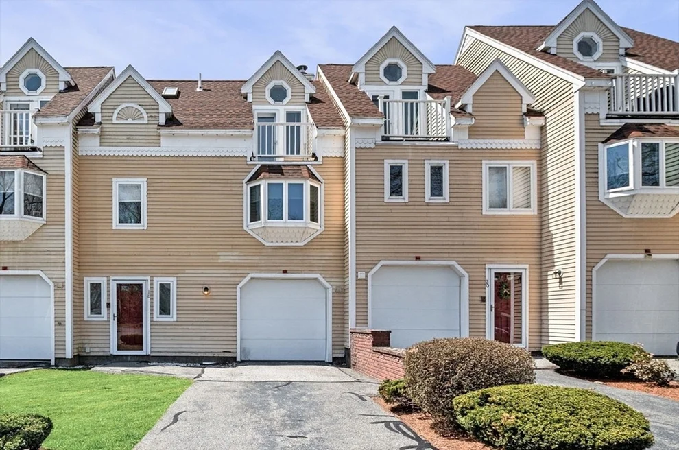 Unit for sale at 18 Village Ct, Malden, MA 02148