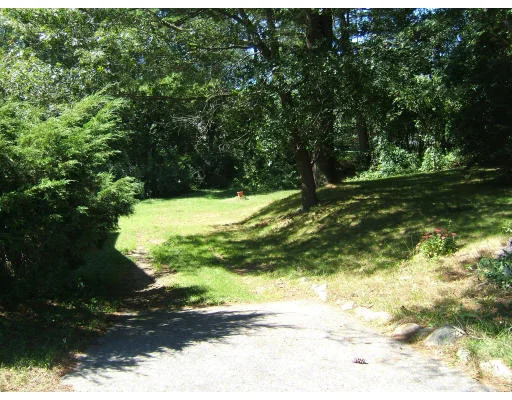 Unit for sale at 350 Old Essex Road, Beverly, MA 01915