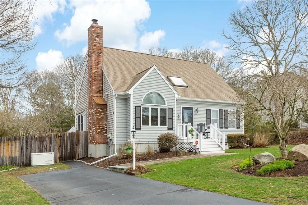 Unit for sale at 18 Seabrook Dr, Falmouth, MA 02536