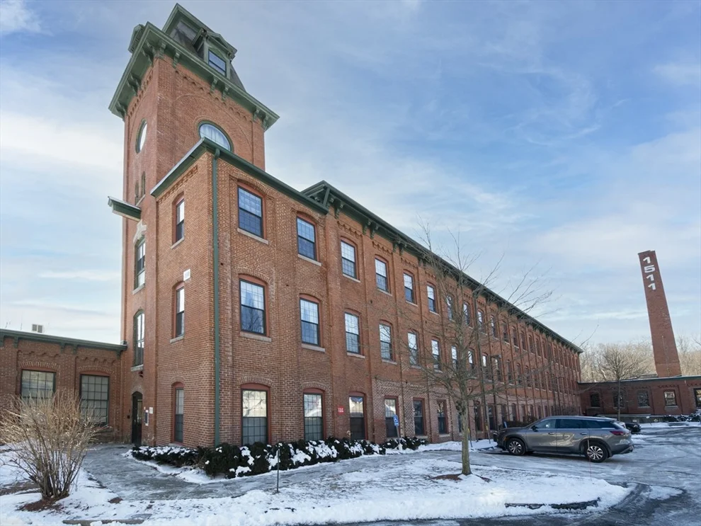 Unit for sale at 1511 Main Street, Worcester, MA 01603