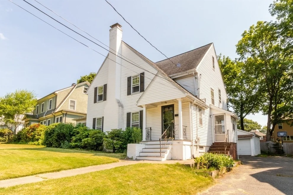 Unit for sale at 142 Jackson St, Newton, MA 02459