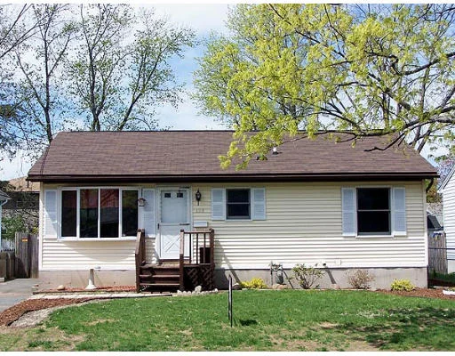 Unit for sale at 198 Denver Street, Springfield, MA 01109