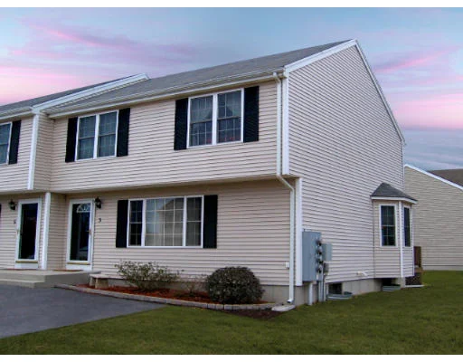 Unit for sale at 3 Jacklyn Lane, Attleboro, MA 02703