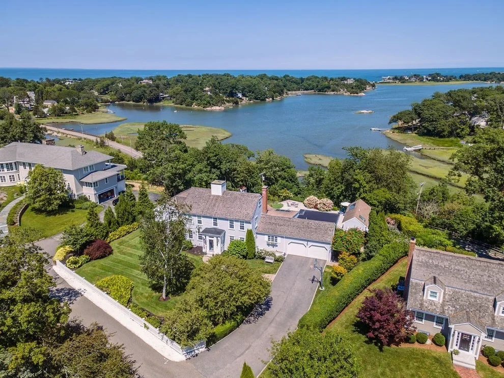 Unit for sale at 104 Jerusalem Rd, Cohasset, MA 02025