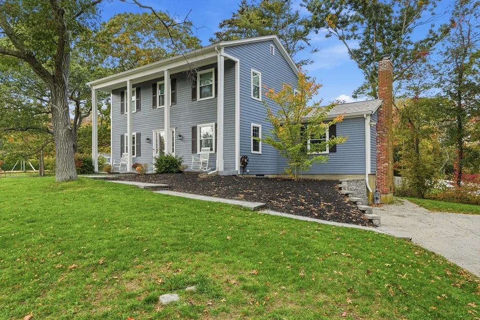 Unit for sale at 50 Blackmount Dr, Marshfield, MA 02050