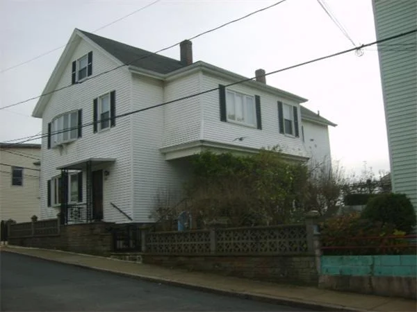 Unit for sale at 283 Franklin St, Fall River, MA 02720