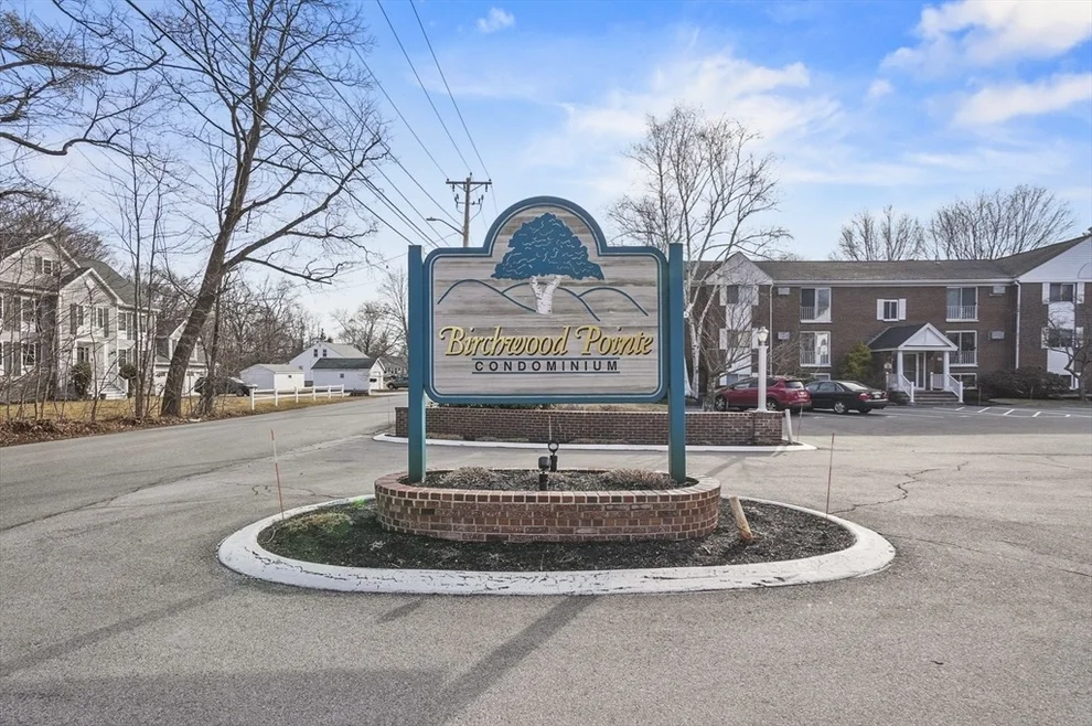 Unit for sale at 2 Birchwood Pt, Amesbury, MA 01913