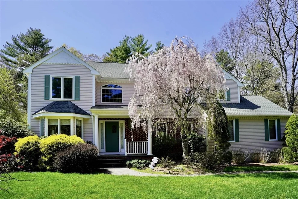 Unit for sale at 5 Horizons Rd, Sharon, MA 02067