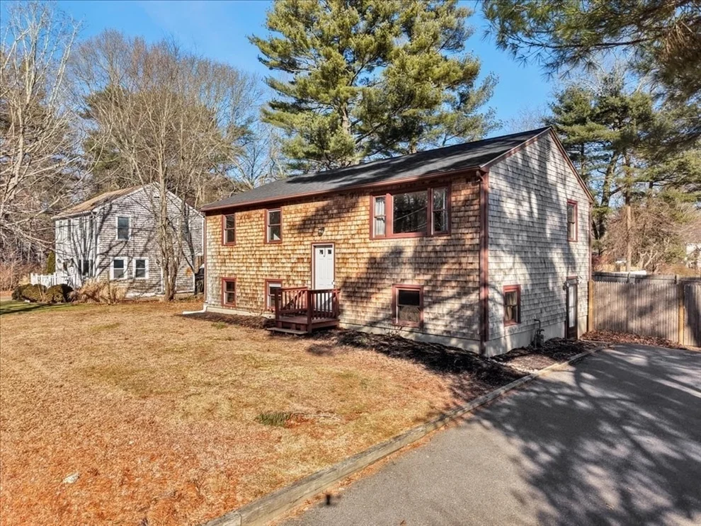 Unit for sale at 37 Annawon Dr, Halifax, MA 02338