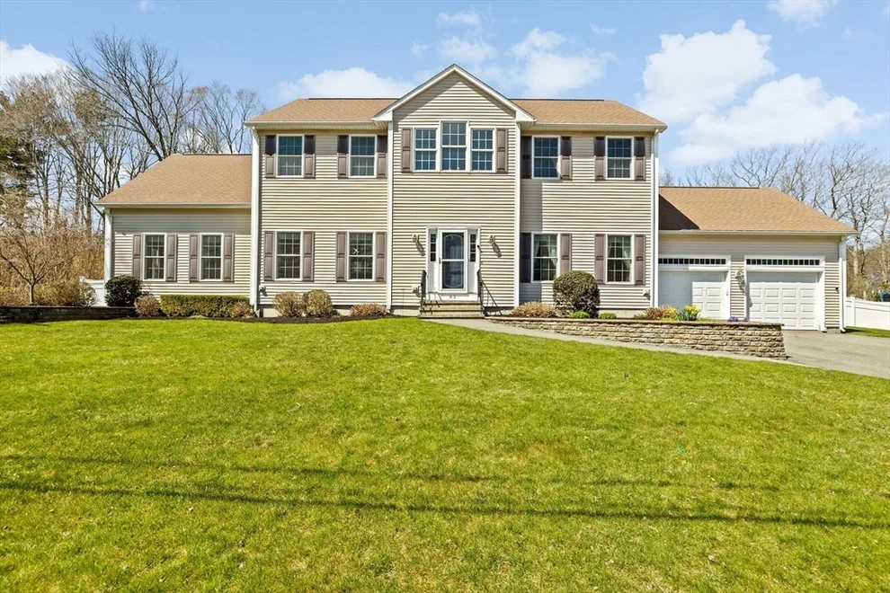 Unit for sale at 63 Crabtree Lane, Abington, MA 02351