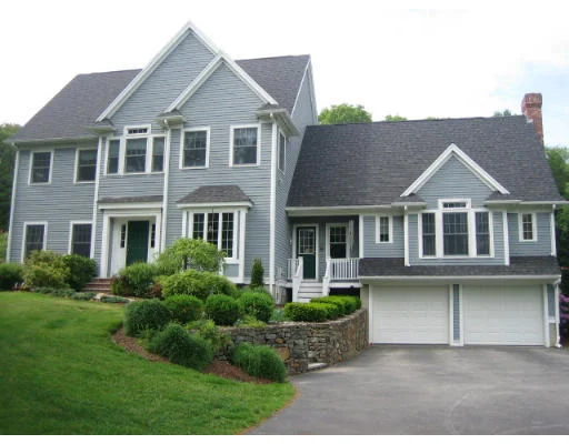 Unit for sale at 3 Plum Tree Court, Hamilton, MA 01982