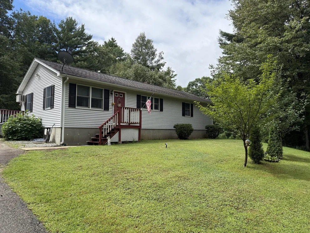 Unit for sale at 36 Leno Rd, Holland, MA 01521