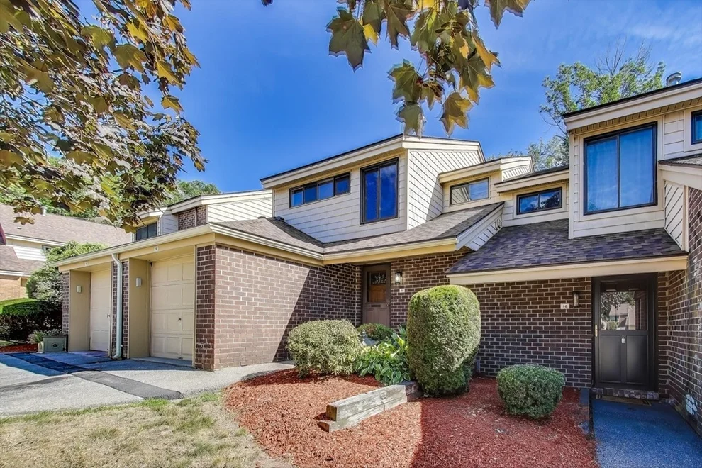 Unit for sale at 14 Cherrywood Dr, Stoughton, MA 02072