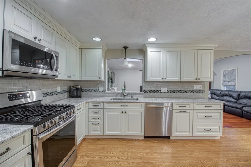 Unit for sale at 5 Chase Drive, Sharon, MA 02067