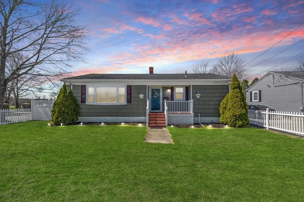 Unit for sale at 5 Byron St, New Bedford, MA 02740