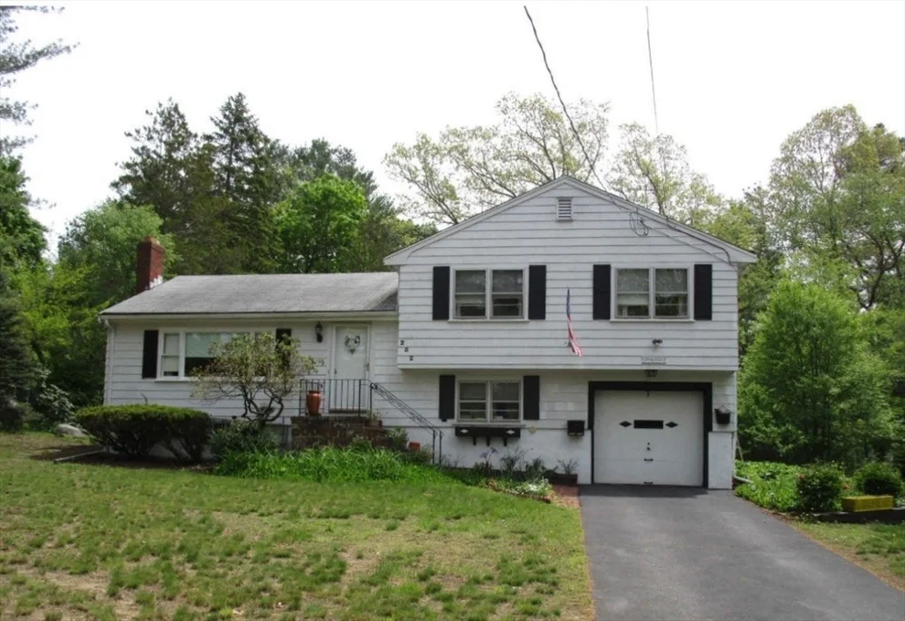 Unit for sale at 252 Gardner Street, Hingham, MA 02043
