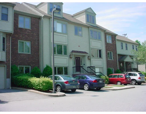 Unit for sale at 60 Maple St, Canton, MA 02021