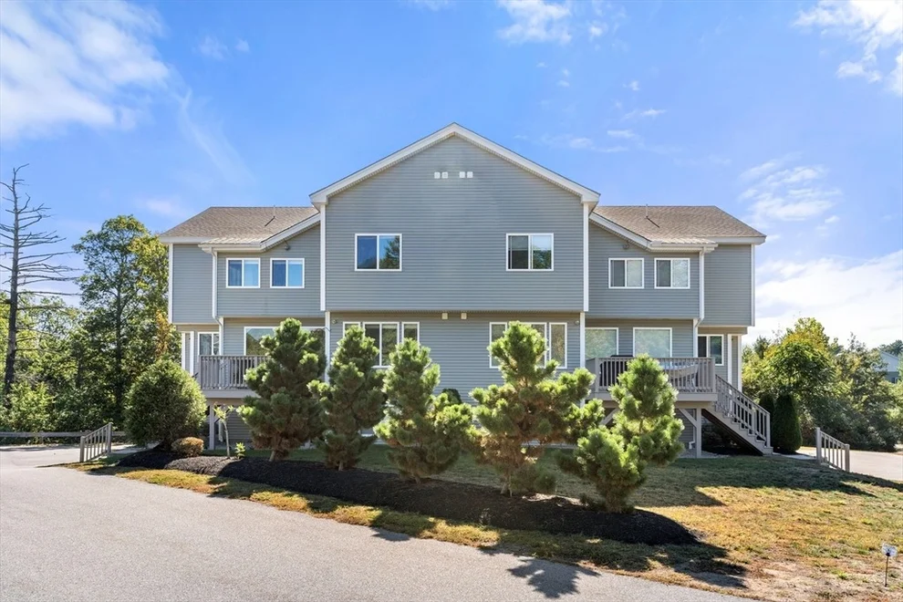Unit for sale at 501 Old Bridge Lane, Bellingham, MA 02019