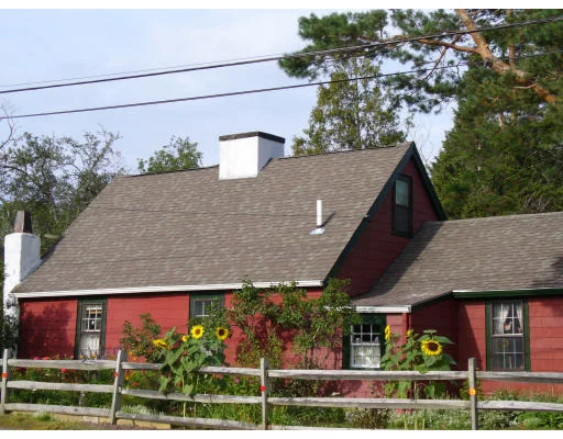 Unit for sale at 28 School St, Kingston, MA 02364