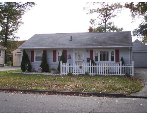 Unit for sale at 36 White Birch Ave, Chicopee, MA 01020