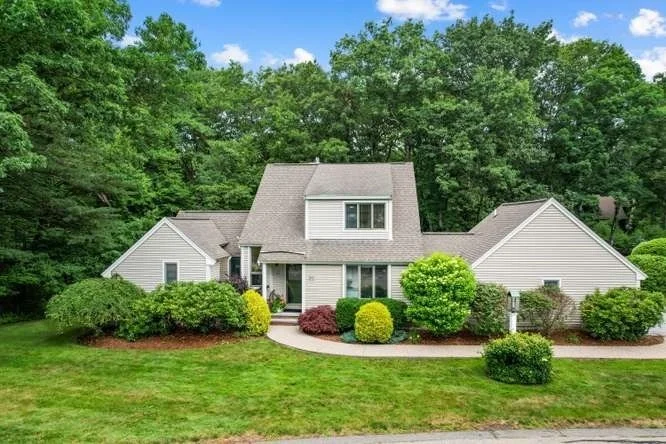 Unit for sale at 20 Brassie Way, North Reading, MA 01864