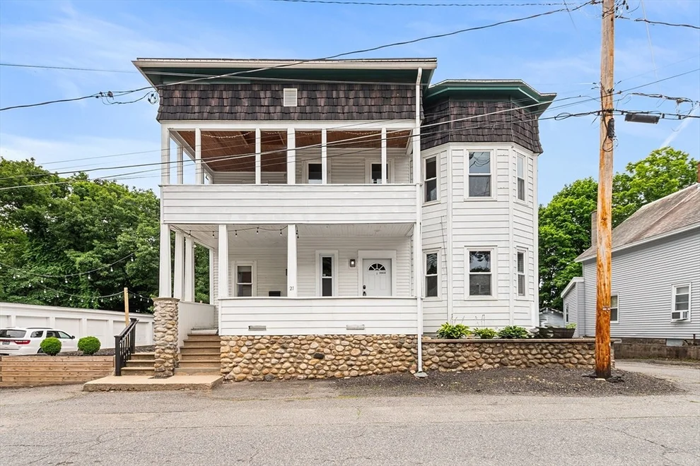 Unit for sale at 21 Oakland St, Fitchburg, MA 01420