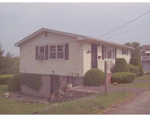 Unit for sale at 2 Scenic Terrace, Salem, MA 01970