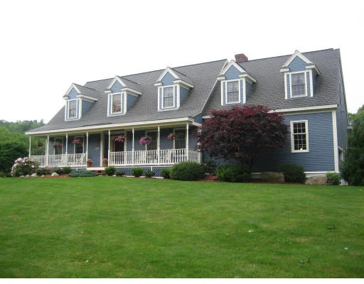 Unit for sale at 51 Warren St, Westborough, MA 01581