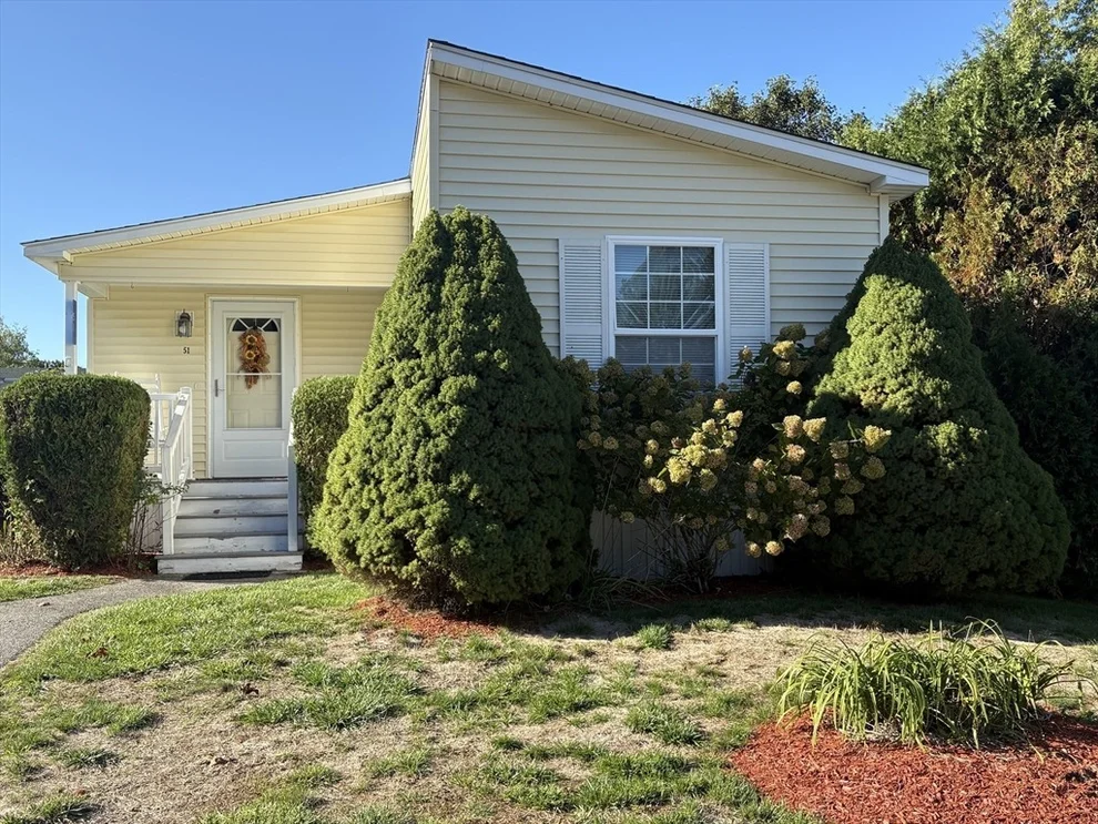 Unit for sale at 51 Cobb Brook, Taunton, MA 02780