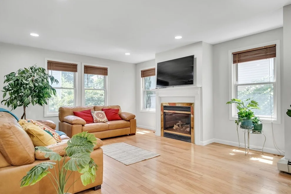 Unit for sale at 39 Hawthorne, Boston, MA 02119