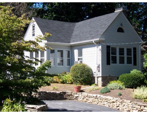 Unit for sale at 114 Heard Street, Worcester, MA 01603