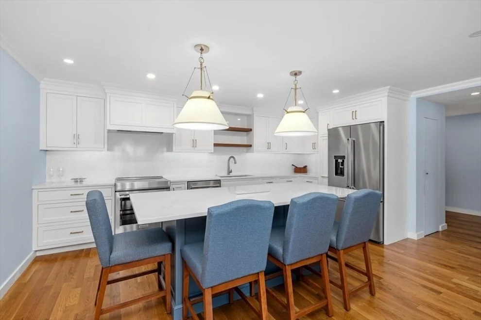Unit for sale at 2001 Marina Dr, Quincy, MA 02171