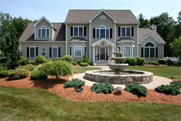 Unit for sale at 20 Gannett Way, Hopedale, MA 01747