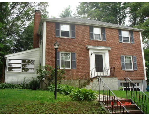 Unit for sale at 99 Westchester Rd, Newton, MA 02458