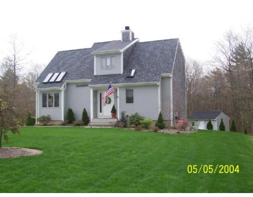 Unit for sale at 89 Songbird, Dartmouth, MA 02748