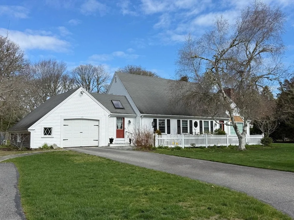 Unit for sale at 251 Joshua Jethro Rd, Chatham, MA 02633