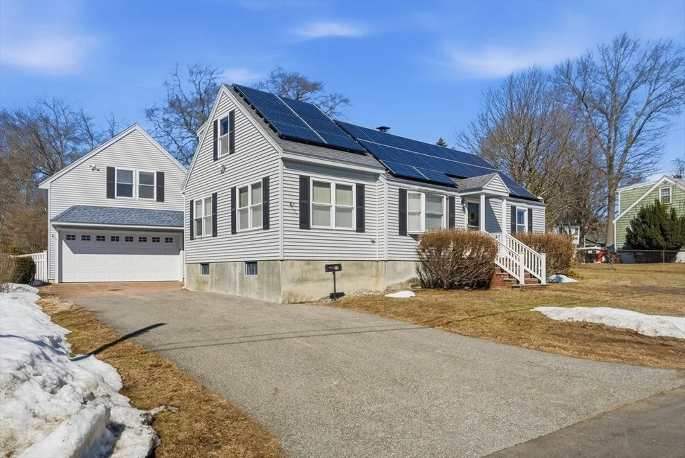 Unit for sale at 37 Saint Paul St, Lowell, MA 01851